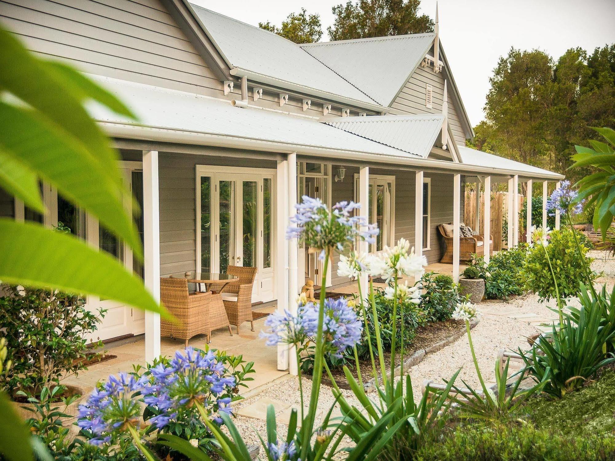 Abelia House Bed and Breakfast Byron Bay Exteriör bild